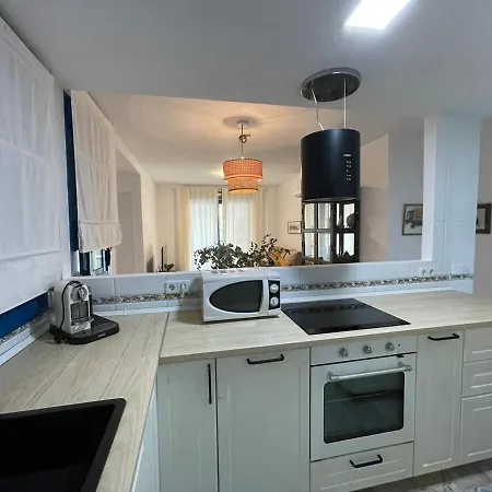 Calu Homes Cerca Playa De Huelin Málaga Extérieur photo