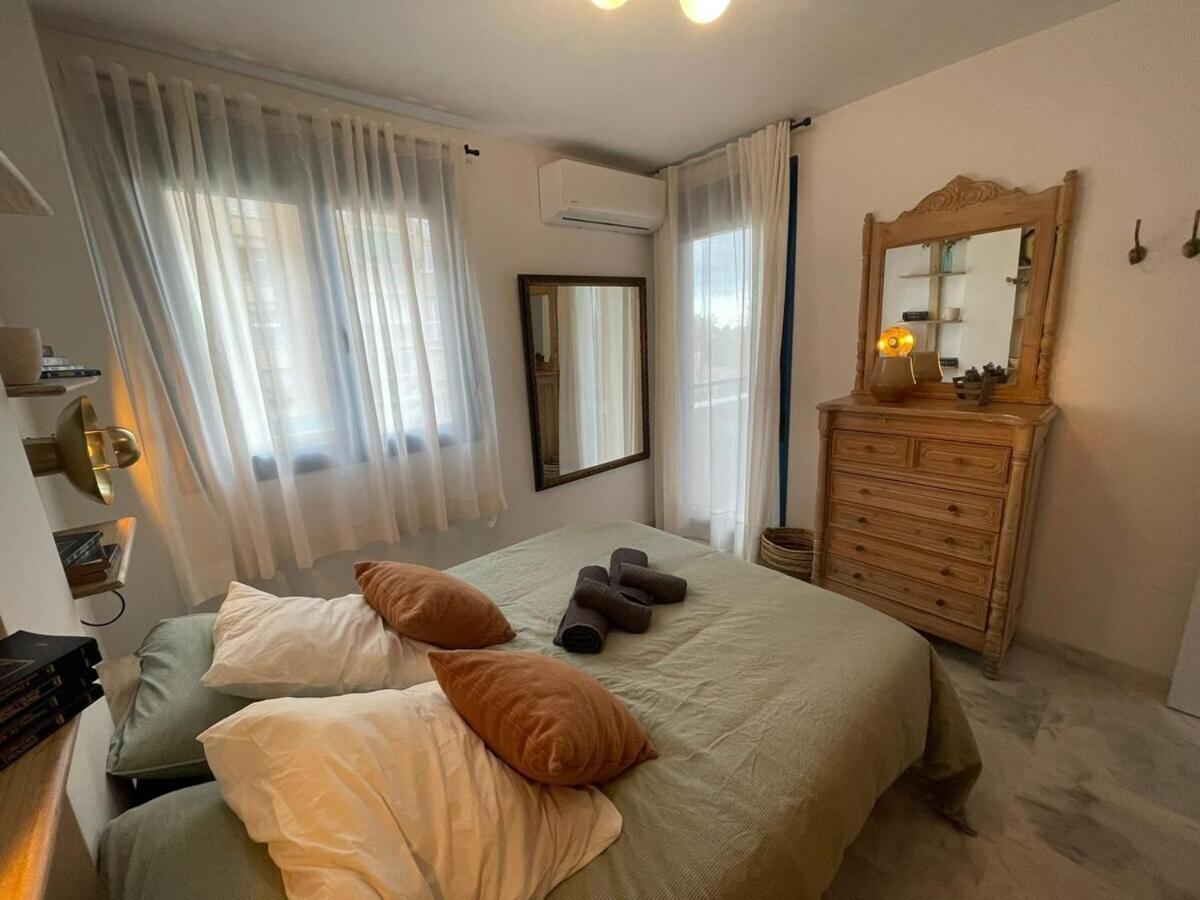 Apartment Calu Homes Cerca Playa De Huelin Málaga